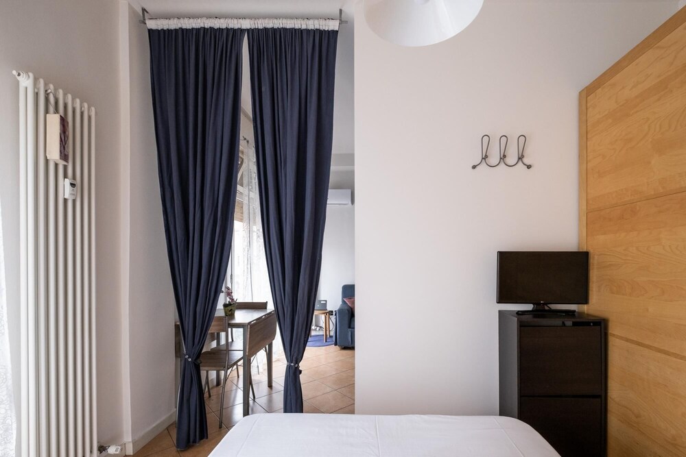 Parco Della Montagnola Apt by Wonderful Italy view 4
