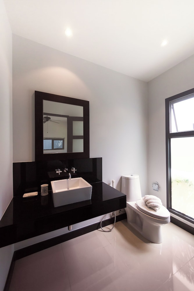 Onyx Villas by TropicLook