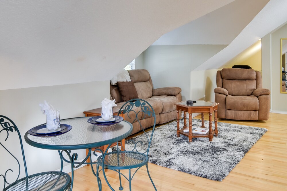 Peaceful Palm Harbor Studio: 4 Mi to Beach! view 4