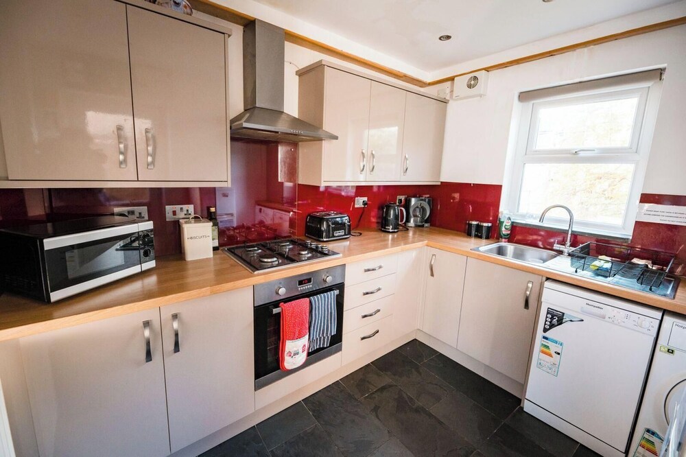 Park Square Retreat in Blaenau