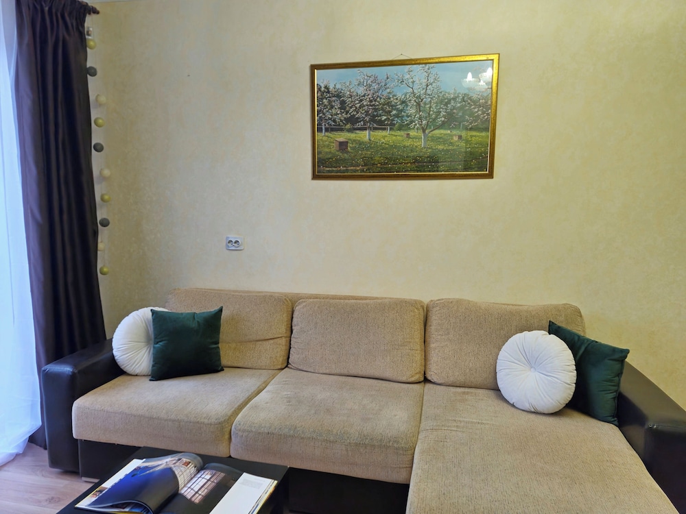 Apartment near Komarovsky Market