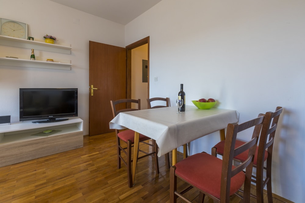 Apartments Milan view 5
