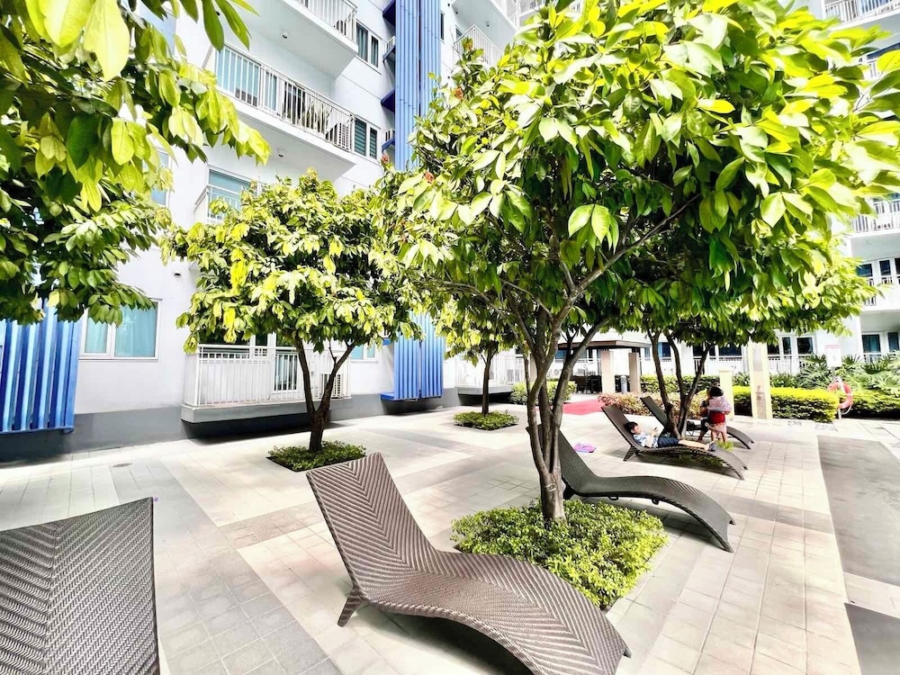 Makati Center Prime Accommodations