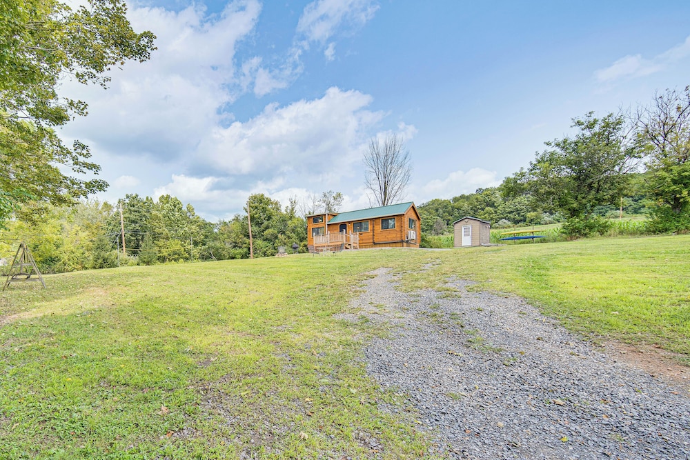5 Mi to Susquehanna Boating! Secluded Log Cabin