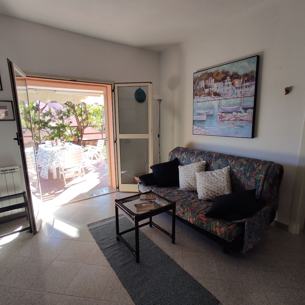 Casa San Lorenzo With Garden In Budoni