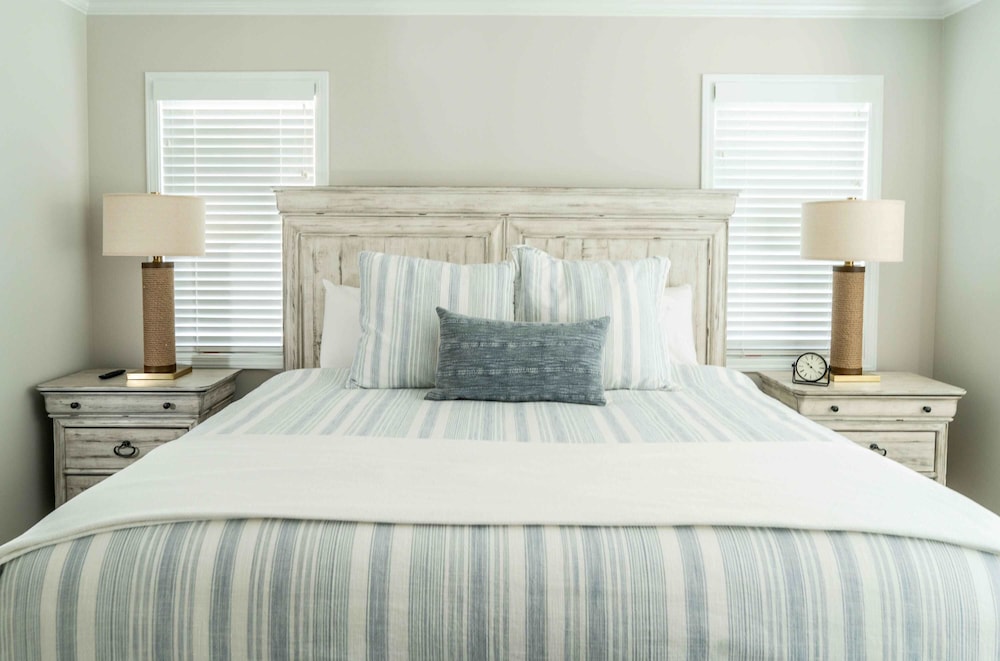 Tranquil Family Retreat - for 10!