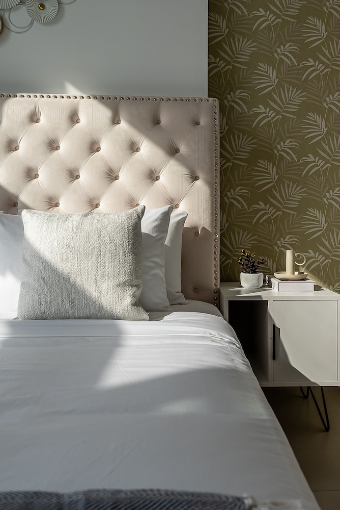 Prive Residence 1405 Dubai Hills