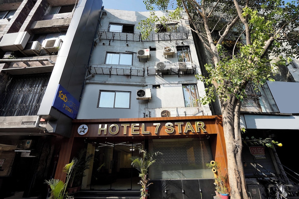 Fabhotel 7 Star I