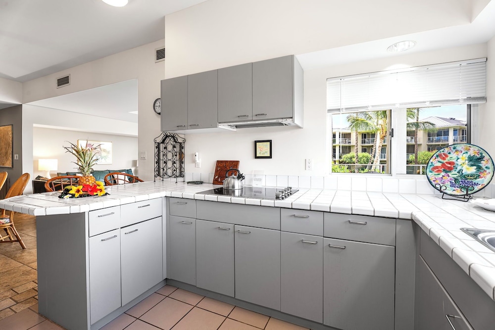 Beautiful Mountain View - Concierge Included - Spacious! - Vrkcv