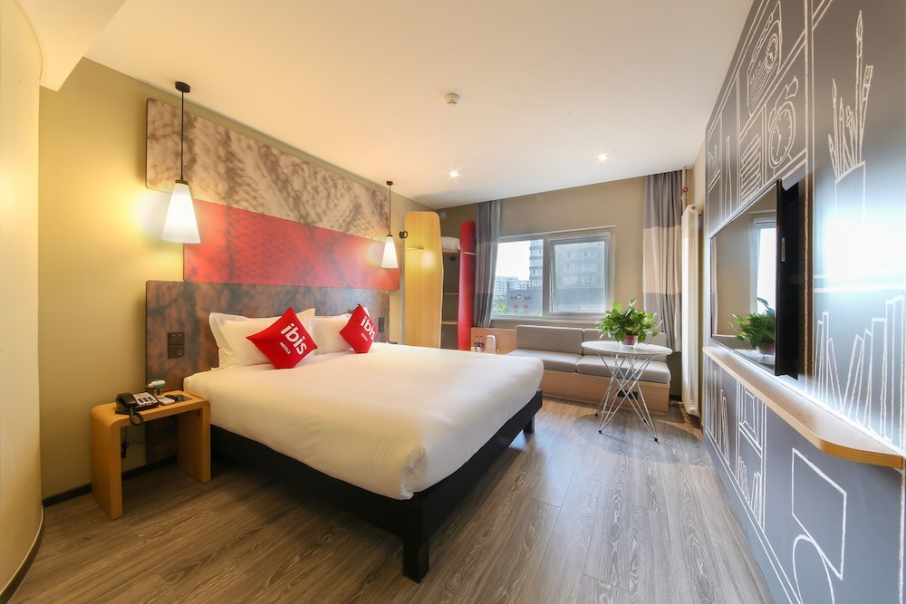 ibis Weinan Normal University Chaoyang Street Hotel