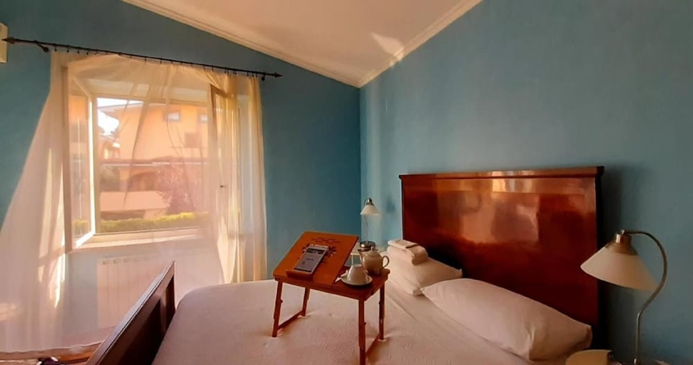 Fabiola Bed & Breakfast en Marino — bedroom