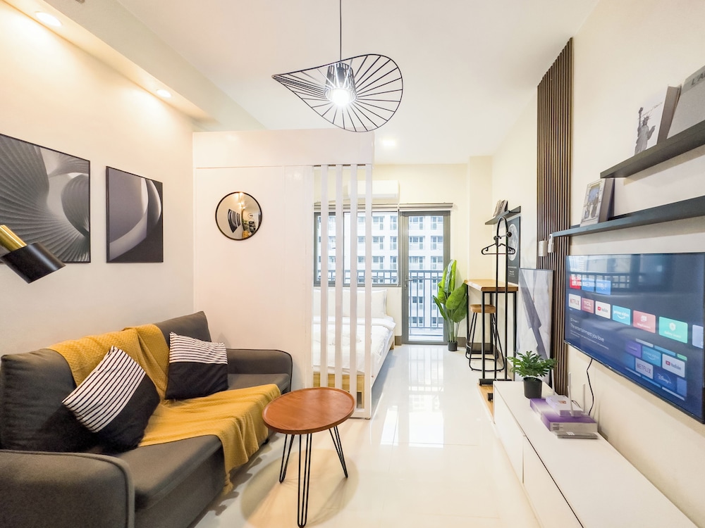 GemstoneBR in SMDC Fame Residences
