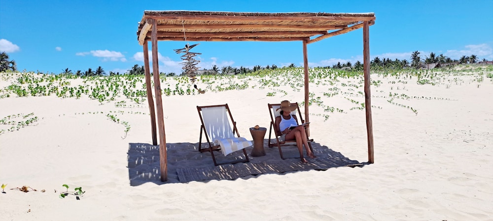 Sunset Villa - Luxury Beachfront Villa with Private Pool by Karula Sand Villas