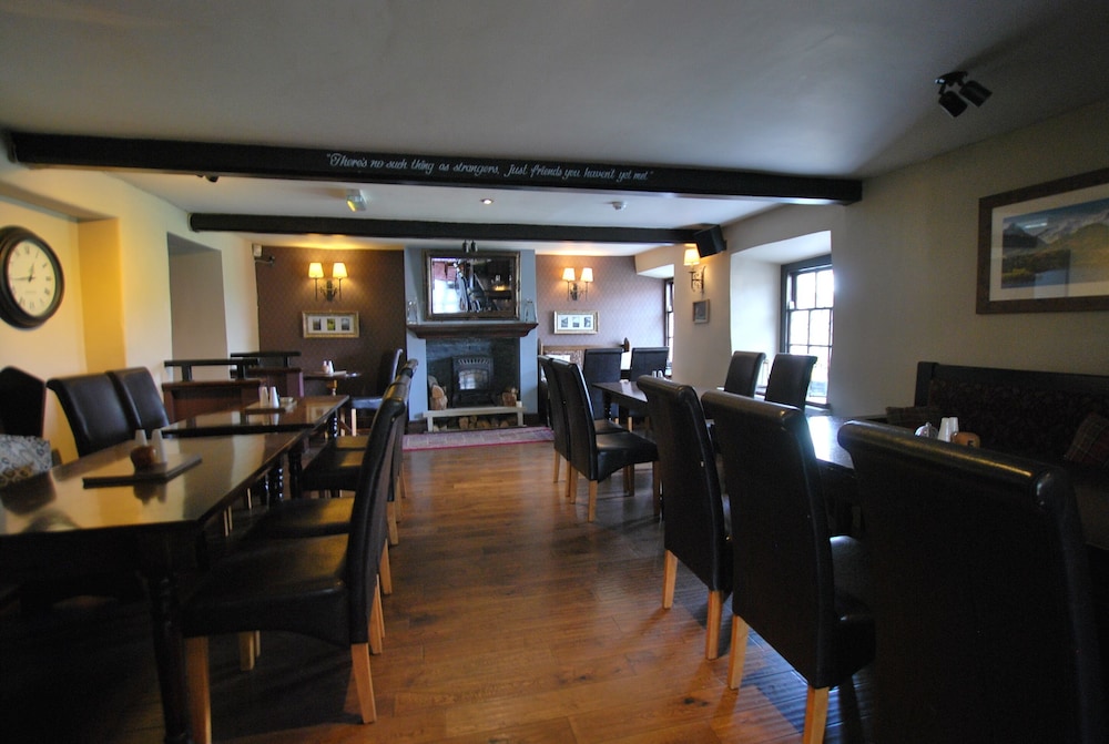 The Punchbowl Hotel