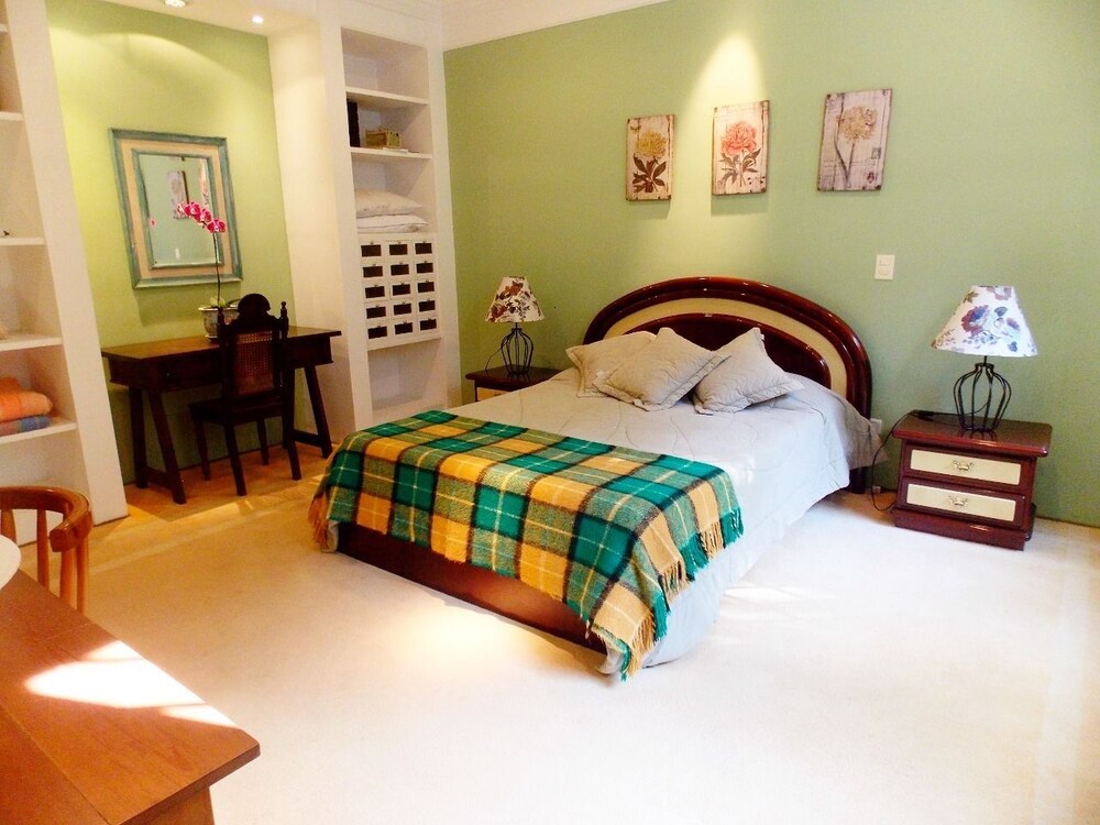 Casa Yvitú Blue Bird Hotel