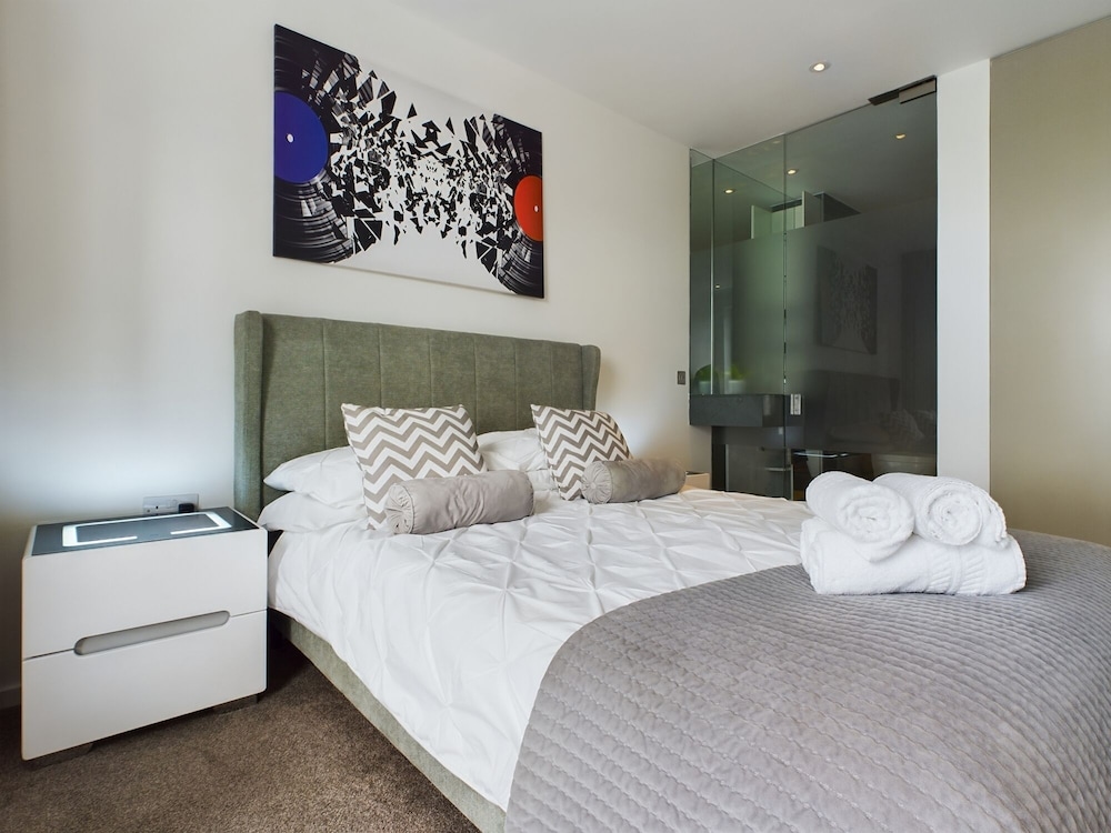 Amazing Skyline Views 3BR Duplex view 3