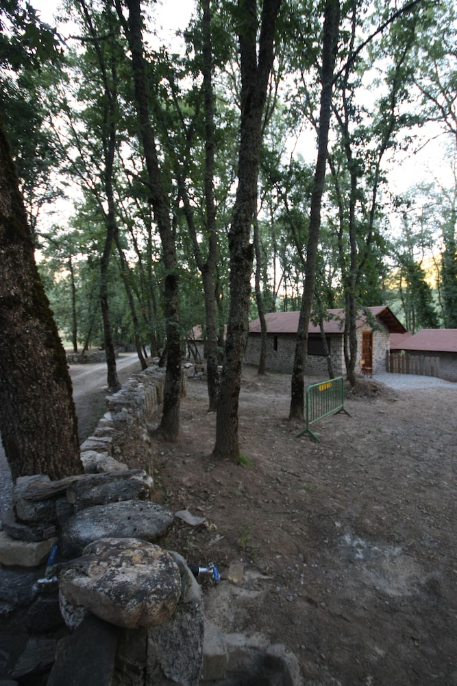 Bungalow-Cabañas en Albergue Valle Do Seo