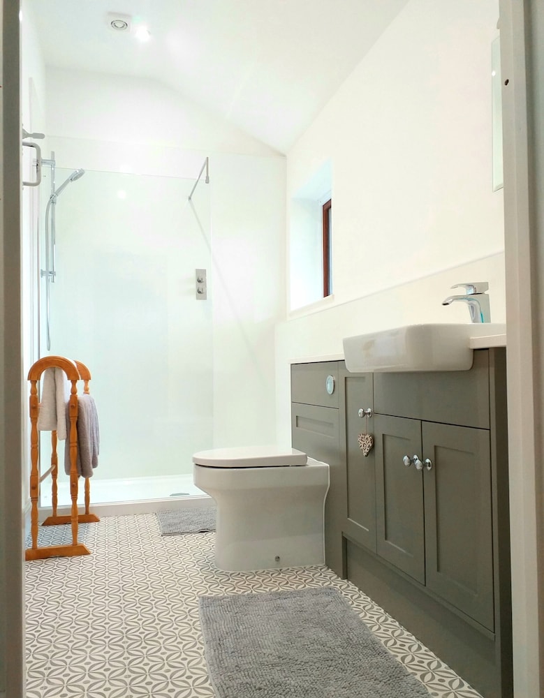 Okehampton Vacations - Lobhill Farmhouse - Property Image 54