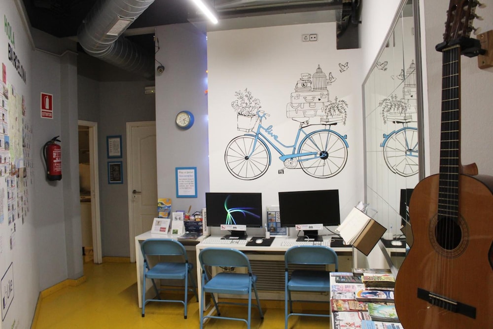Sleep Green - Certified Eco Youth Hostel Barcelona