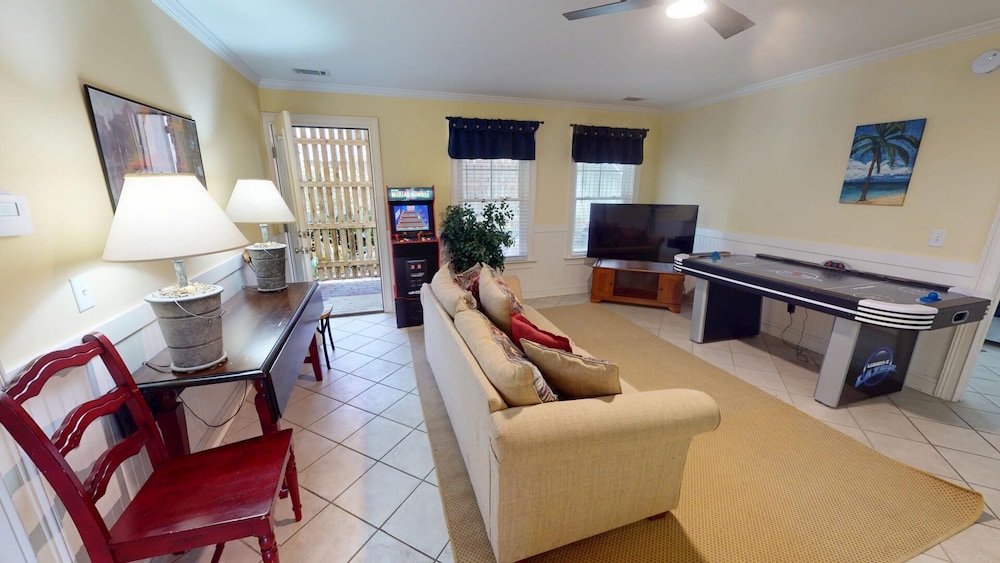 1308 Lovell Avenue by Tybee Vacation Rentals