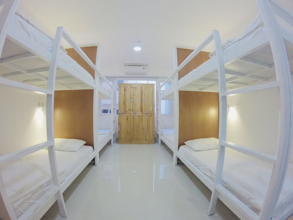 Phan Anh Hotel - Bui Vien Walking Street
