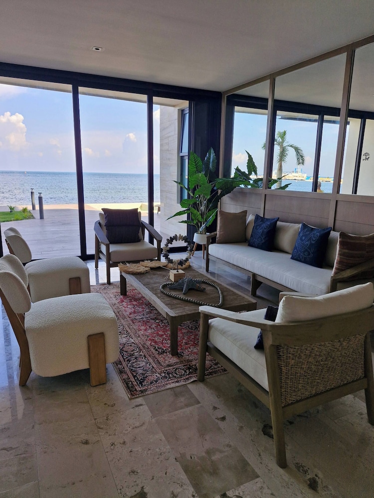 Cozy 1B & 1B Apartment Puerto Morelos With Private Beach
