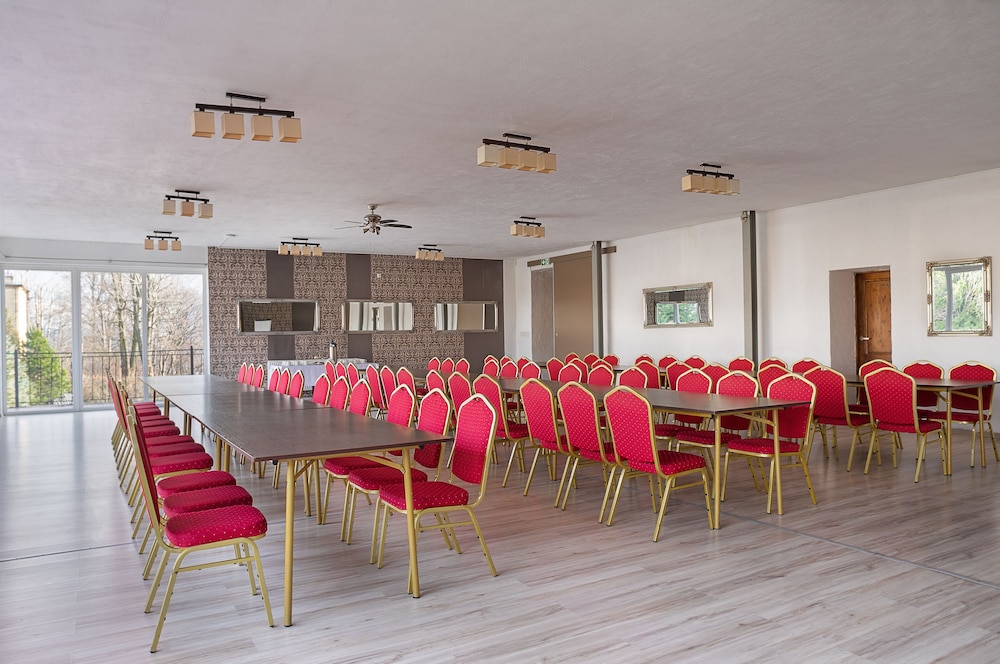 meeting & event spaces