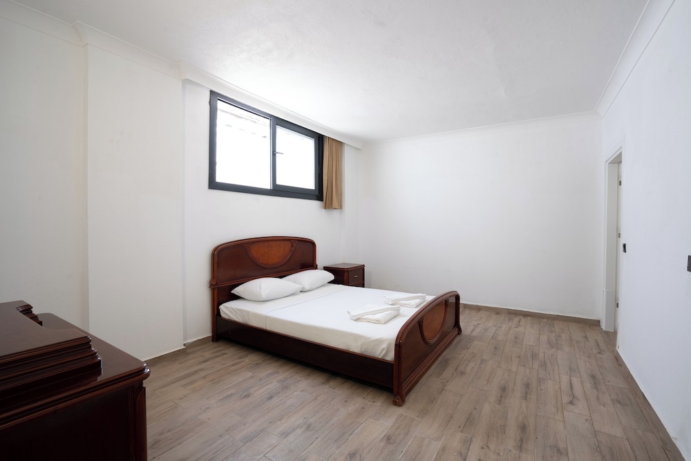 Limon Homes Dublex Daily Weekly Rentals