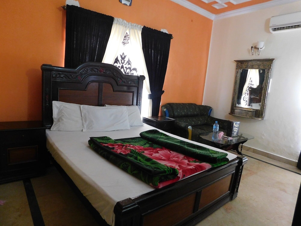 Capital Sweet Home view 4