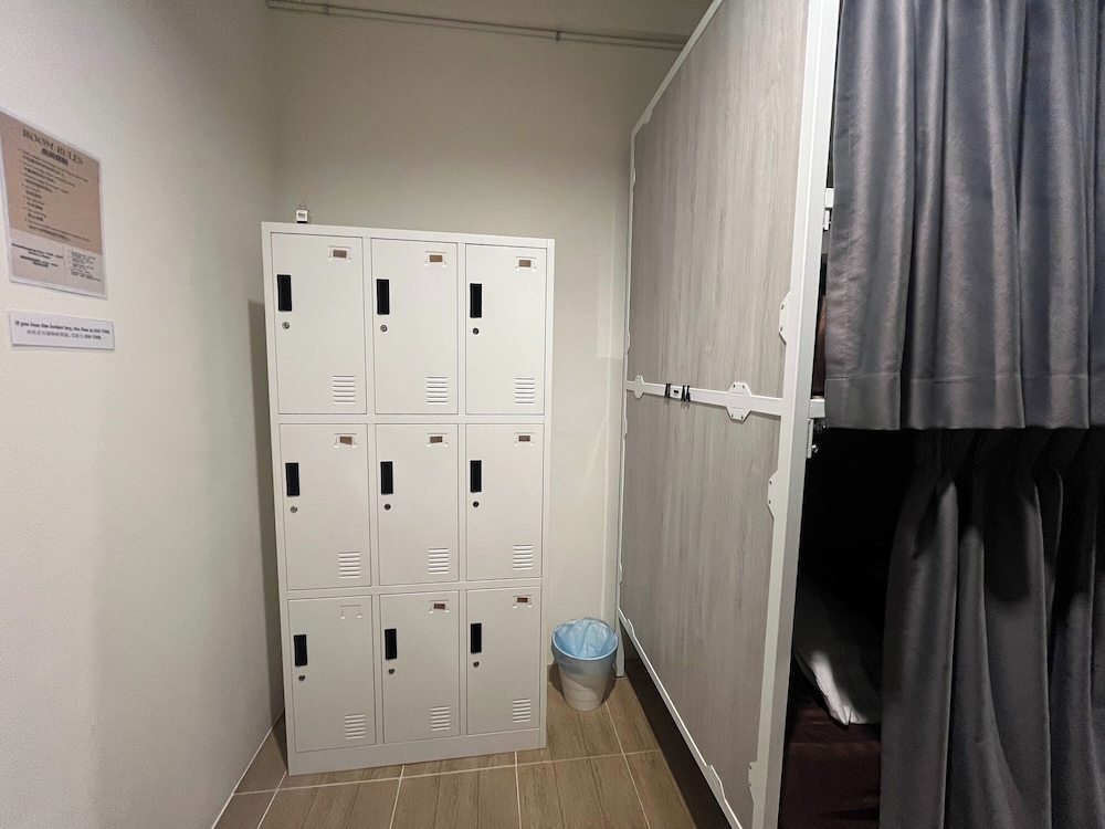 Round The Clock Hostel