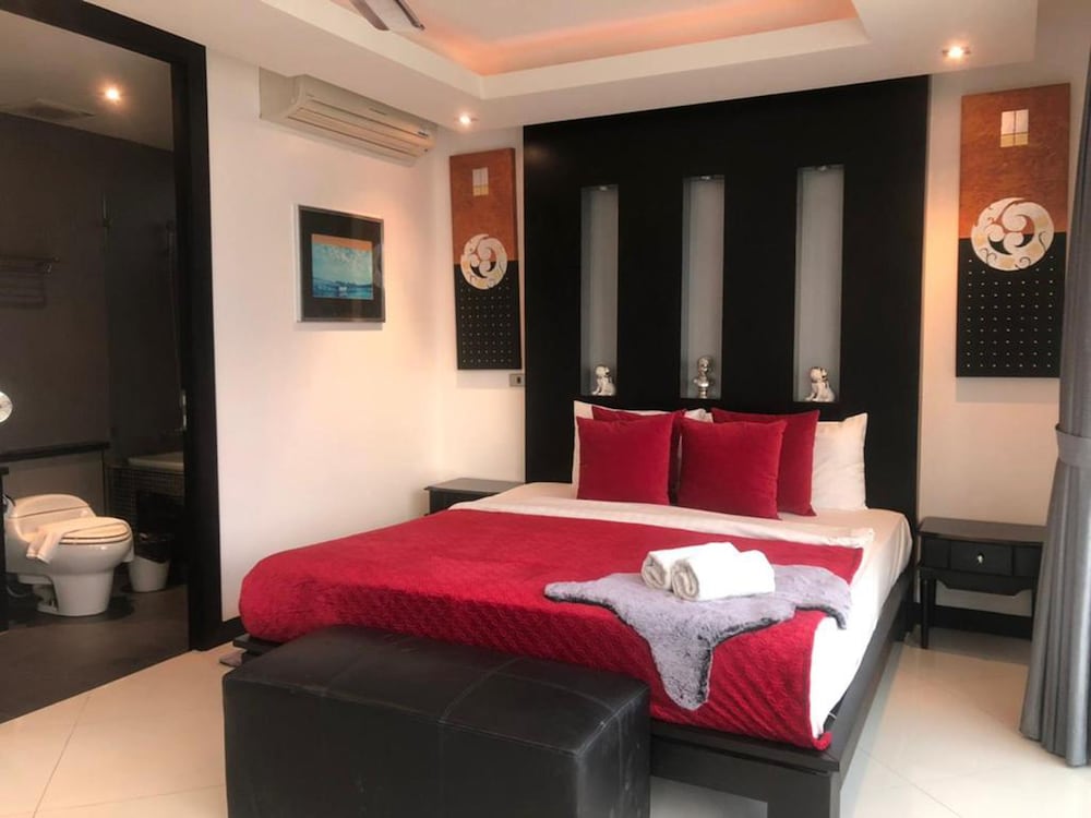 Hollywood Pool Villa Jomtien Pattaya