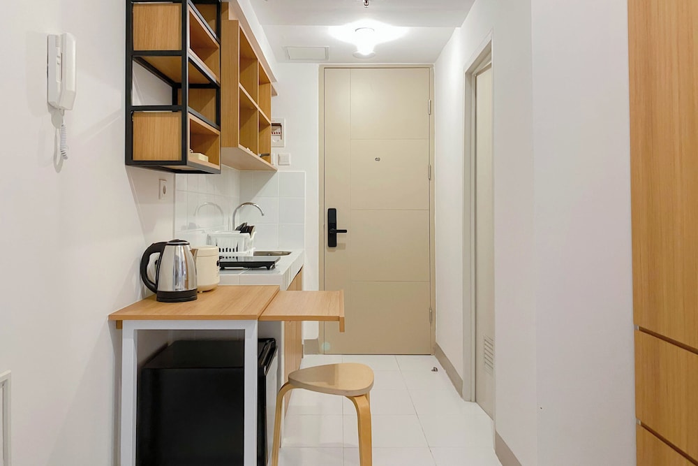 Homey Studio Apartment Tokyo Riverside Pik 2