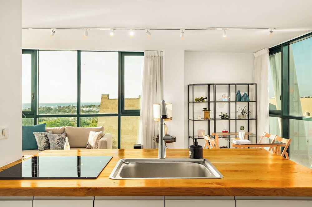 Caesarea Sea Elegant Stay by Sea N' Rent