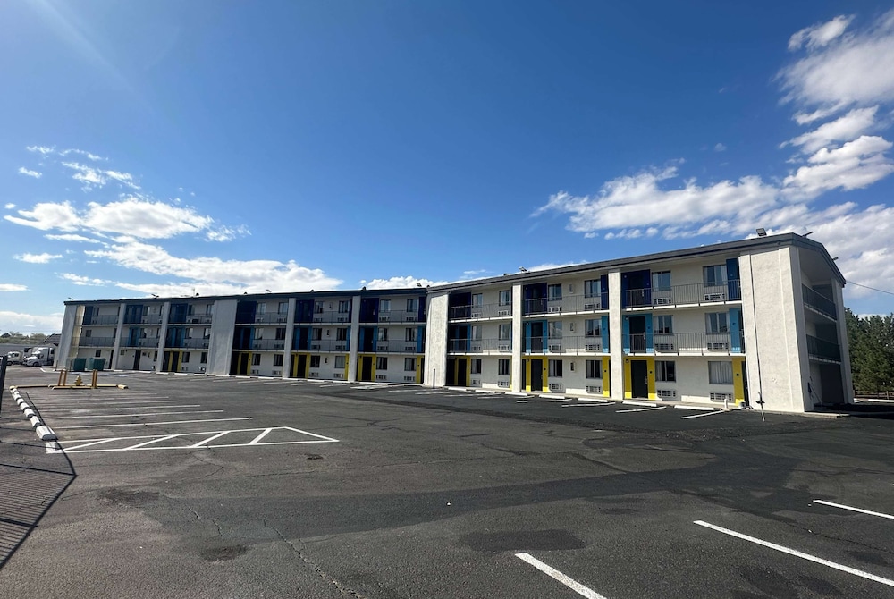 Days Inn by Wyndham Farmington NM