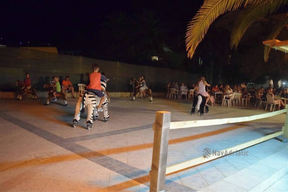 Photo 36