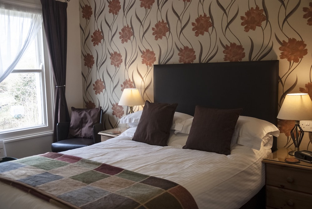 Yelverton Vacations - Overcombe House - Property Image 3