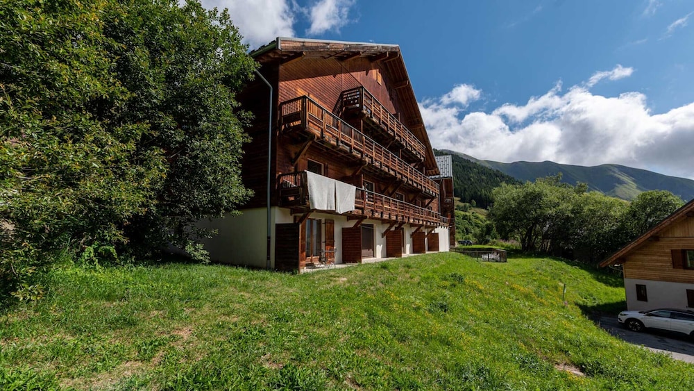 Apartment in Saint-sorlin With Mountain Views photo 5