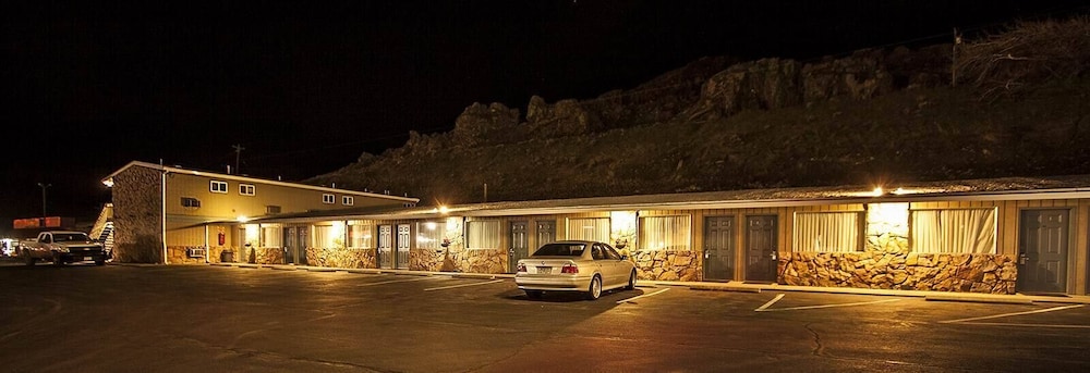 Three Rivers Inn