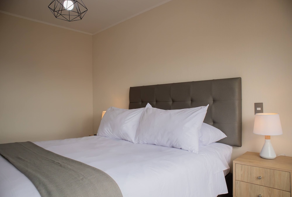 w Awesome 2BR Apartment in Miraflores