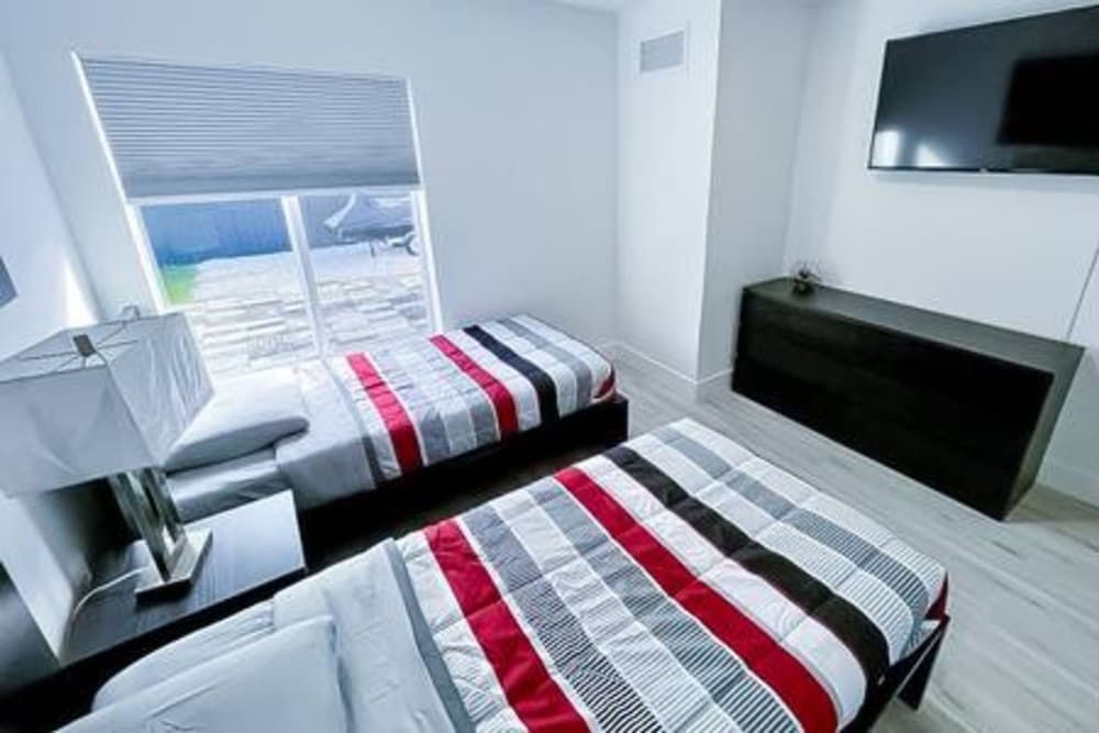 Modern Lux Home 3BR 2BA With Heated Pool