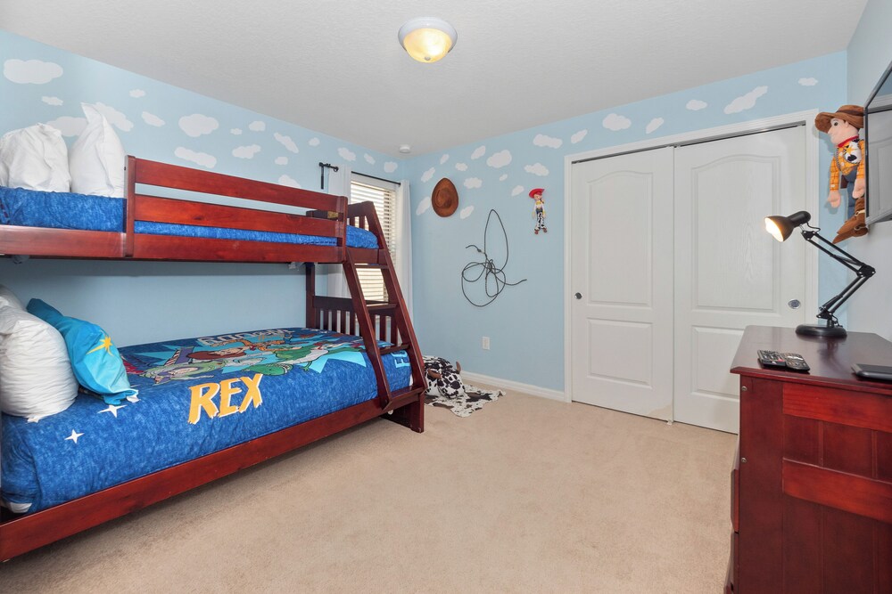 Game Room & Resort Perks: Family Kissimmee Home!