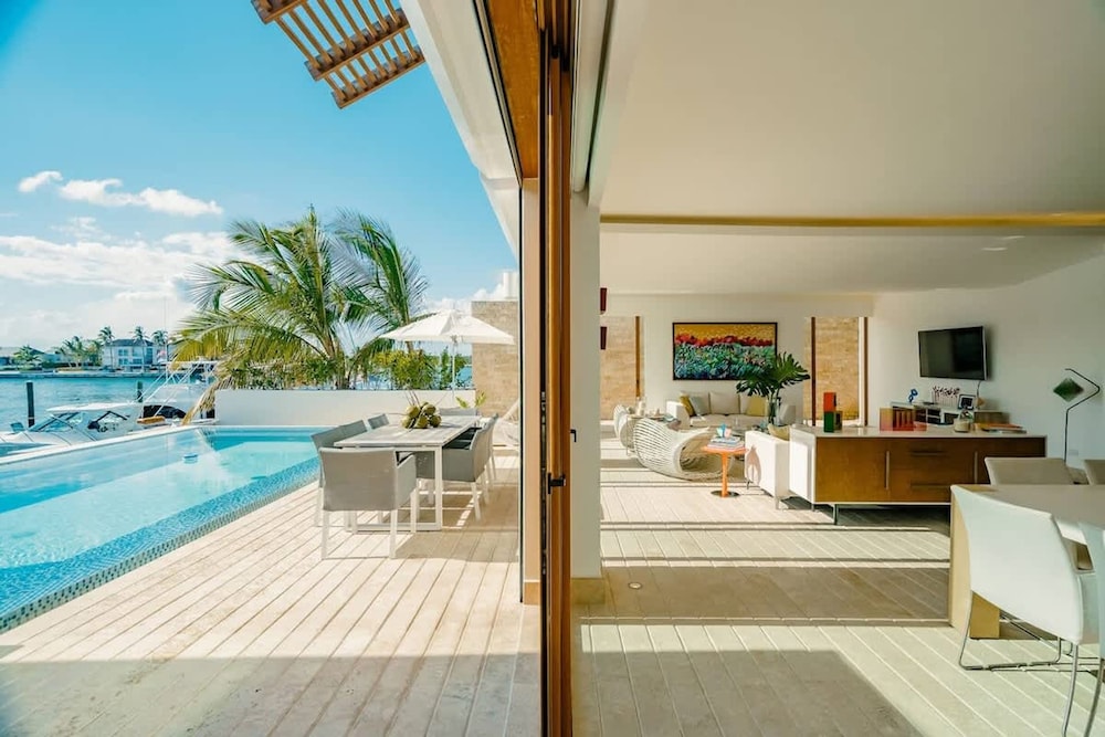 Dreamy 4BR Villa in Cap Cana s Marina