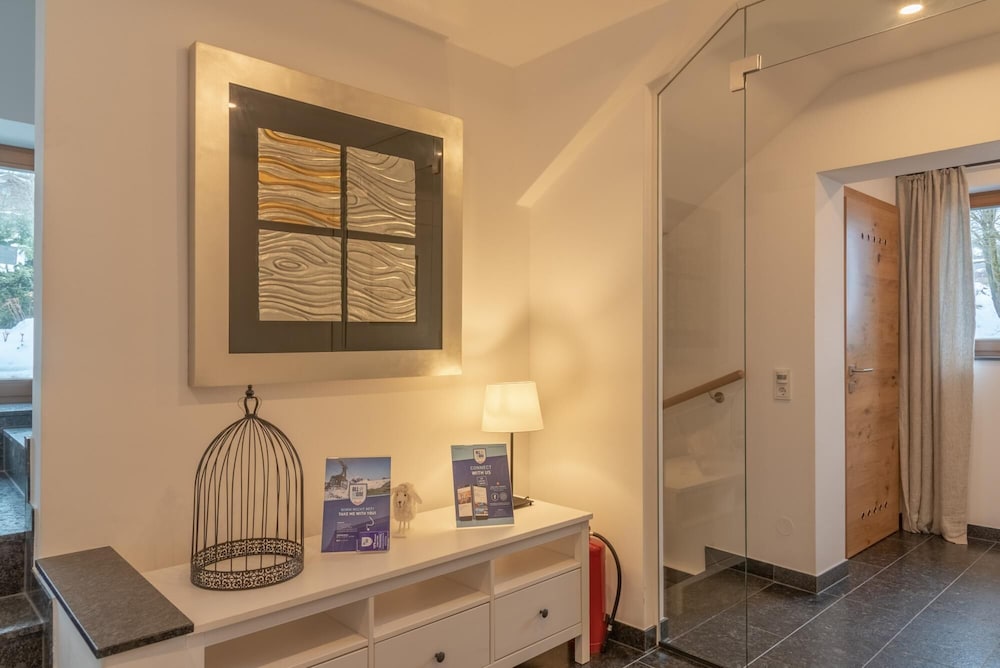 Finest Villa Zell am See - Penthouse Sauna
