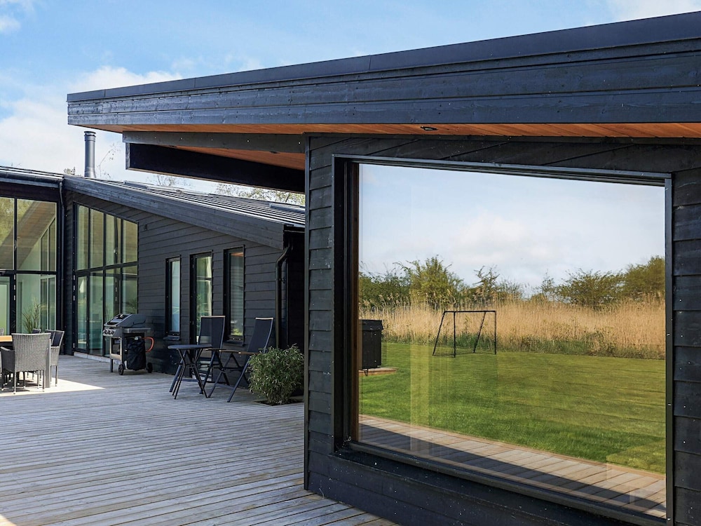 8 Person Holiday Home in Vaeggerlose-by Traum