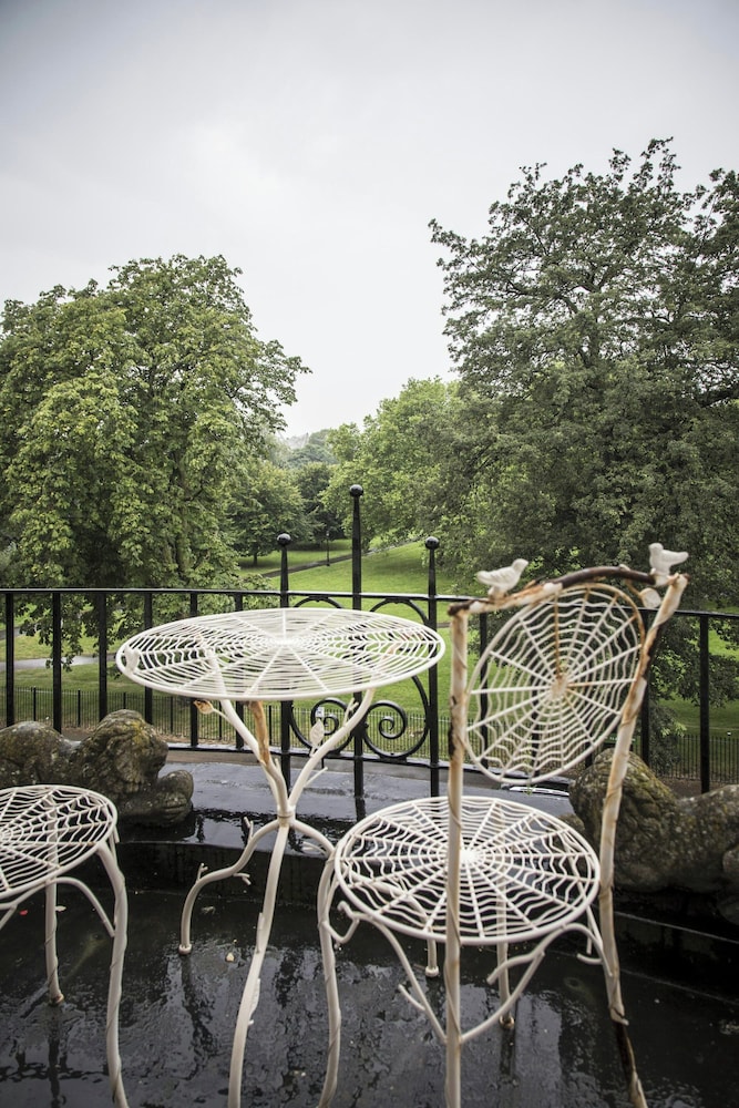 Albert Terrace by Onefinestay