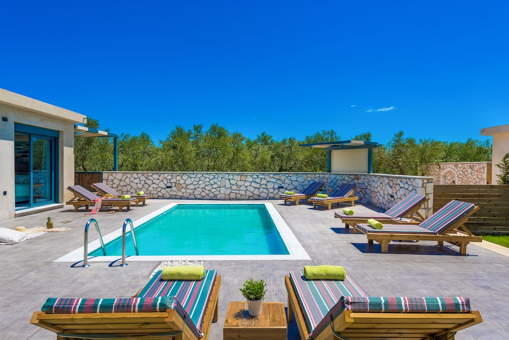 Natura Verde Villas