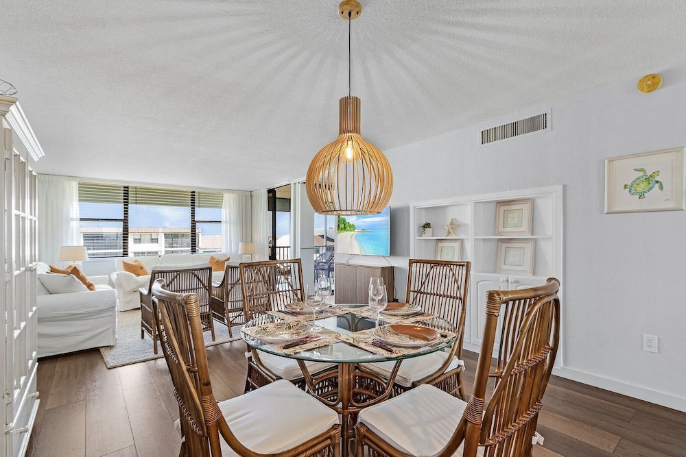 Beachfront Luxury Gulf Views Bikes Sanibel