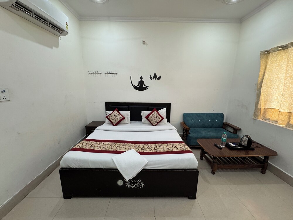 Murli Manohar Palace