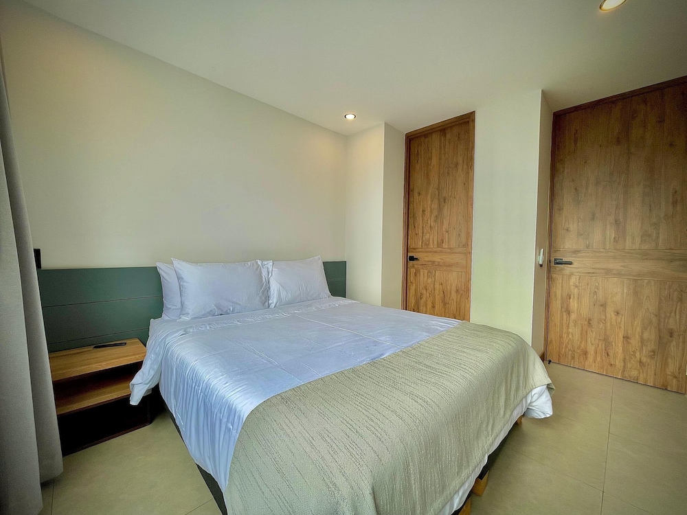 Nomadic Suites