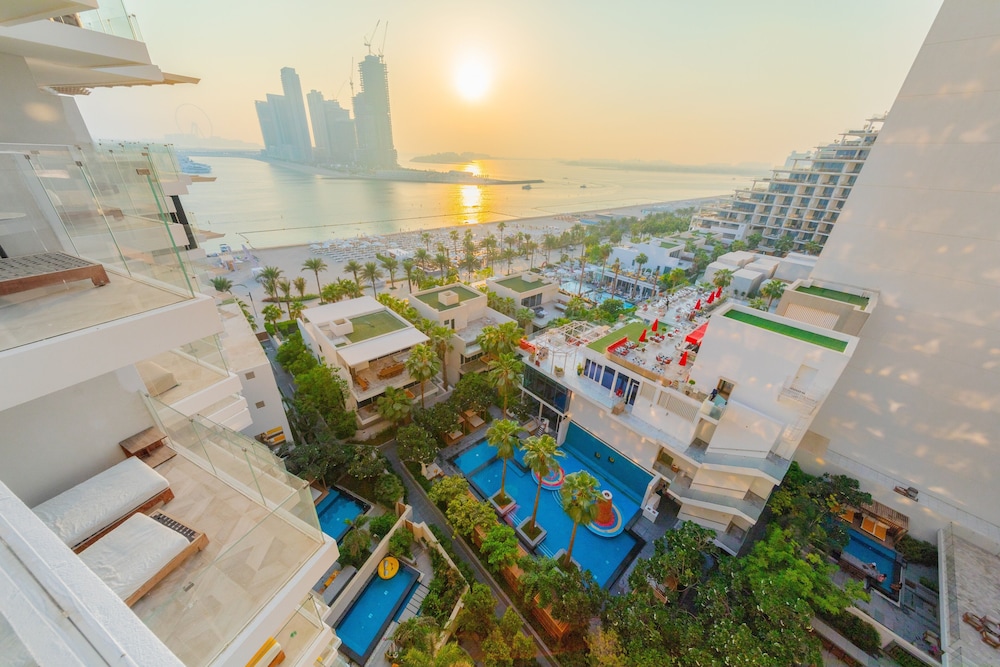 EDEN'S Homes & Villas - FIVE Residences